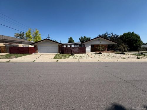 2597 S Perry St, Denver, CO, 80219-5717 | Card Image
