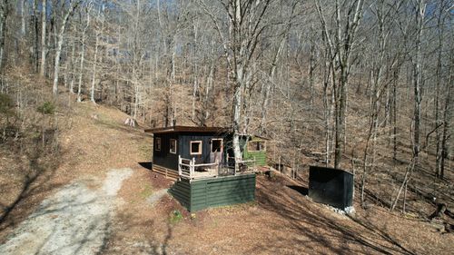 520 Bluff Rd, Loretto, TN, 38469-3002 | Card Image