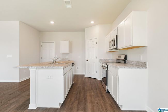 38 Broken Arrow Ln, House other with 3 bedrooms, 3 bathrooms and null parking in MUNFORD AL | Image 13