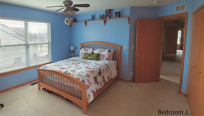 236 Berkshire Ln, House other with 4 bedrooms, 4 bathrooms and 4 parking in Sugar Grove IL | Image 19
