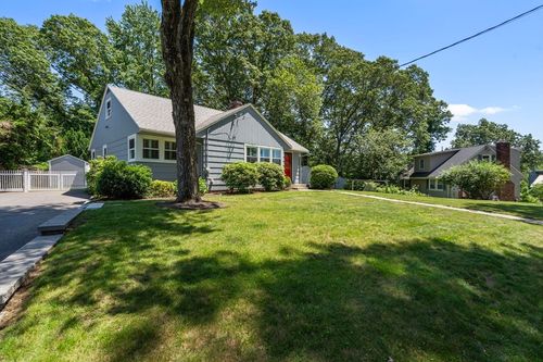 10 Morse Rd, Wayland, MA, 01778-2709 | Card Image