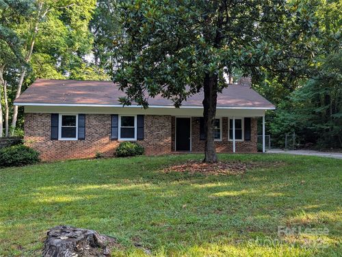 1301 Sharon Dr, Waxhaw, NC, 28173-8880 | Card Image