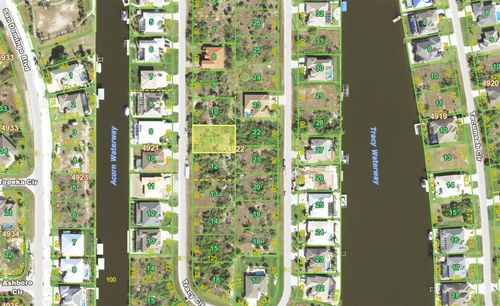 8123 Tracy Cir, Port Charlotte, FL, 33981-3415 | Card Image