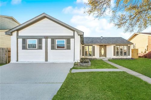 3172 Sweet Gum Dr, Harvey, LA, 70058-1627 | Card Image