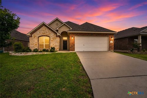 608 Wyndcrest Dr, Temple, TX, 76502-2067 | Card Image