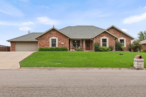 1028 N Elm St, Muenster, TX, 76252-2226 | Card Image