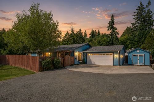 150 E Wokojance Ln, Shelton, WA, 98584-6364 | Card Image