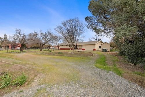 8595 Bradshaw Road, Elk Grove, CA, 95624 | Card Image
