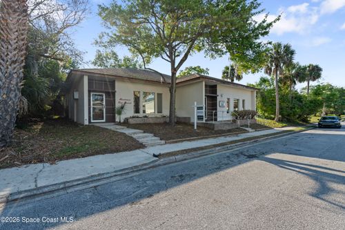 2101 Grant Pl, Melbourne, FL, 32901-5408 | Card Image