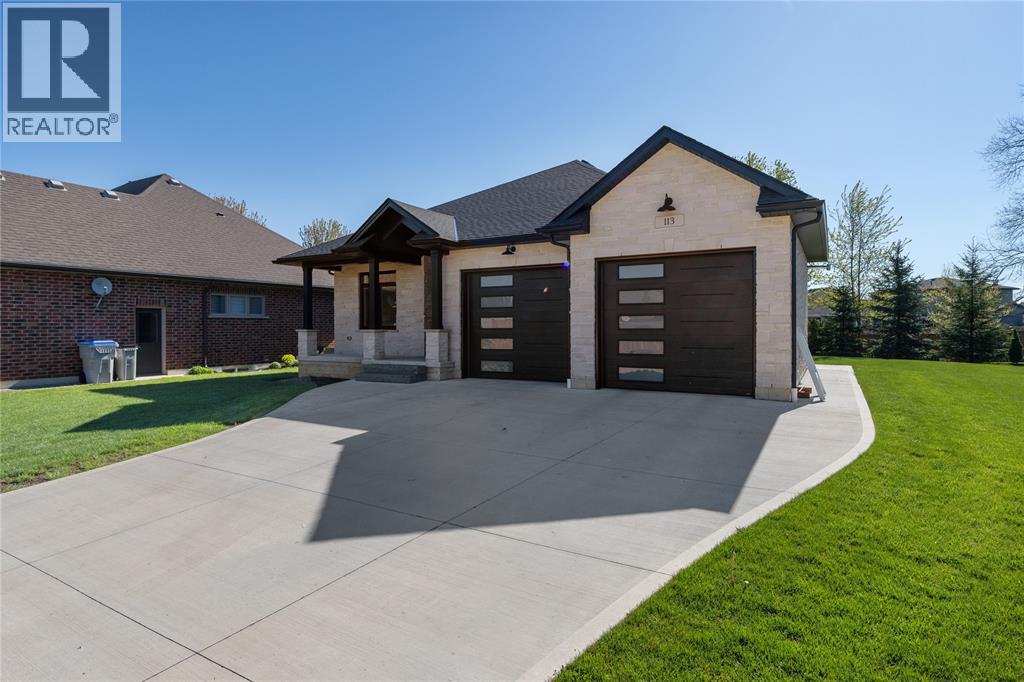 Residential in Lambton Shores 3