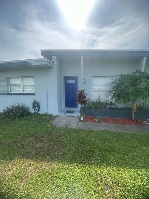 16 S Semoran Blvd, ORLANDO, FL, 32807-3229 | Card Image