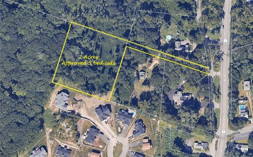 8005 Post Rd, North Kingstown, RI, 02852-4423 | Card Image