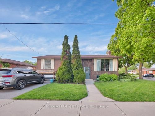 upper-109 June Street, Hamilton, ON, L9A2R8 | Card Image