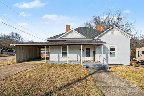 911 N Walnut St, Kannapolis, NC, 28081-2166 | Card Image