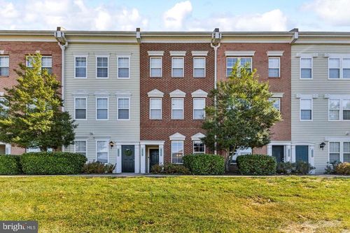 42393 Goldenseal Sq, BRAMBLETON, VA, 20148-4804 | Card Image