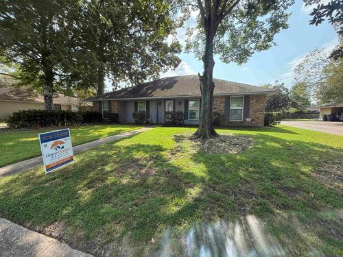 1422 Stoneliegh Dr, Baton Rouge, LA, 70808-5775 | Card Image