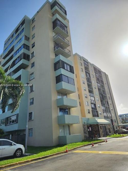 apt-1003-5055 Nw 7th St, Miami, FL, 33126-3427 | Card Image