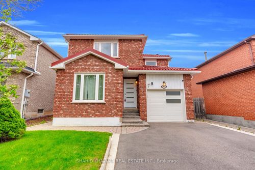 7425 Doverwood Dr, Mississauga, ON, L5N6N3 | Card Image