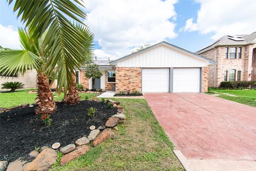 3906 Knotty Oaks Trl, Houston, TX, 77045-4419 | Card Image