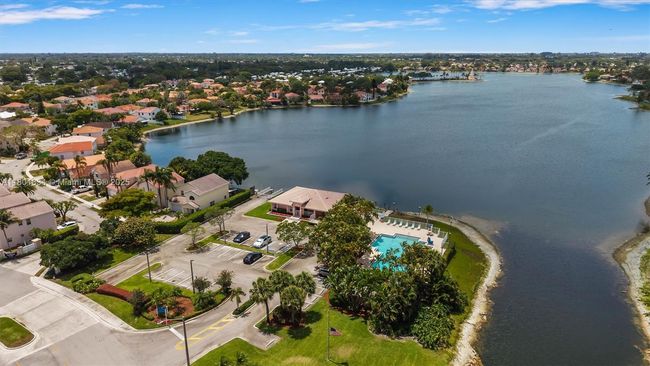 6800 Bayfront Cir, House other with 3 bedrooms, 3 bathrooms and null parking in Margate FL | Image 32