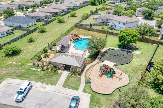 486 Nottingham Loop, House other with 3 bedrooms, 2 bathrooms and 4 parking in Kyle TX | Image 37