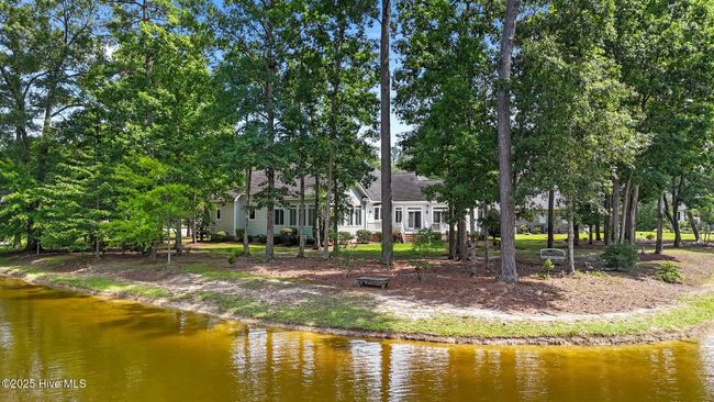 425 Cypress Landing Trl, House other with 4 bedrooms, 4 bathrooms and 2 parking in Chocowinity NC | Image 6