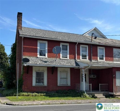 692 Washington Blvd, Bangor, PA, 18013-2702 | Card Image
