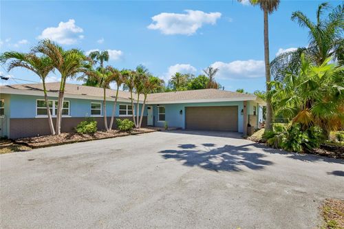 1872 Hunt Ln, Clearwater, FL, 33764-2456 | Card Image