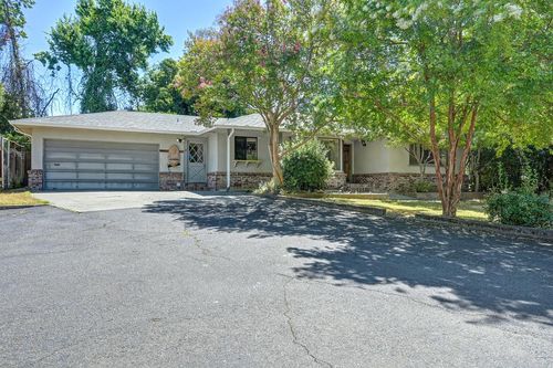 5656 El Camino Ave, Carmichael, CA, 95608-5116 | Card Image
