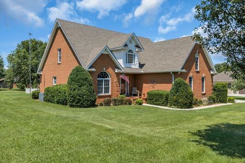 92 Freeman Ct, Winchester, TN, 37398-5005 | Card Image