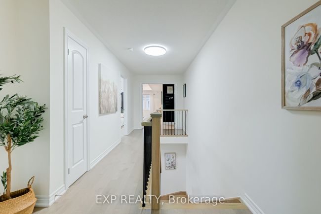 42 Prunella Cres, House attached with 4 bedrooms, 4 bathrooms and 4 parking in Holland Landing ON | Image 18