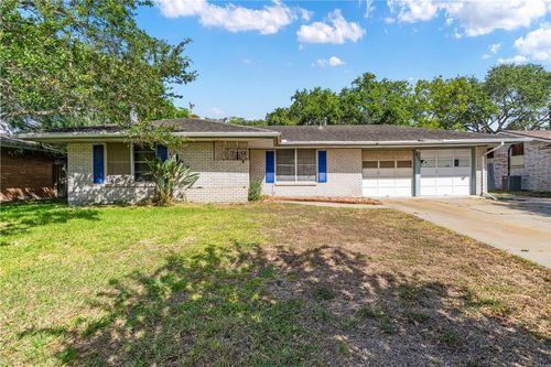 917 Brock Dr, Corpus Christi, TX, 78412-3341 | Card Image