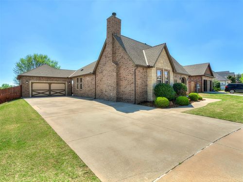 3024 Wind Call Lane, Edmond, OK, 73034 | Card Image