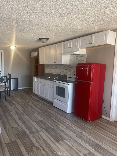 27172 Prospect St, Boron, CA, 93516 | Card Image