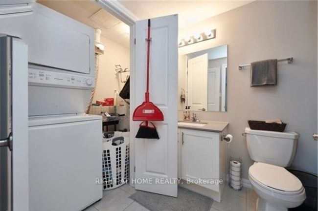 302 - 302 Essa Rd, Condo with 3 bedrooms, 2 bathrooms and 1 parking in Barrie ON | Image 15