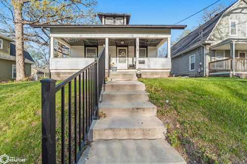 1519 32nd St, Des Moines, IA, 50311-2817 | Card Image