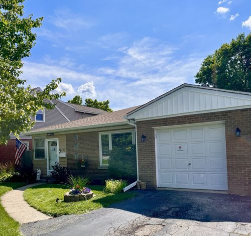 5224 Wolf Rd, Western Springs, IL, 60558-1819 | Card Image