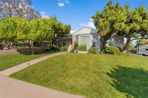 15018 Mankato St, Mission Hills, CA, 91345-1629 | Card Image