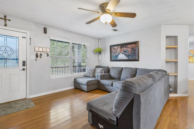 114 Dickens S, House other with 4 bedrooms, 2 bathrooms and null parking in Livingston TX | Image 8
