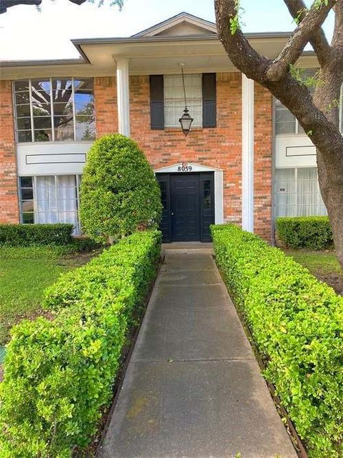 202-8057 Meadow Rd, Dallas, TX, 75231-3421 | Card Image