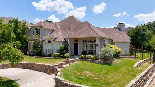 3107 Hillside Dr, Highland Village, TX, 75077-6453 | Card Image