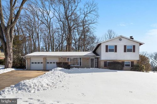 5105 Holden St, FAIRFAX, VA, 22032-3415 | Card Image