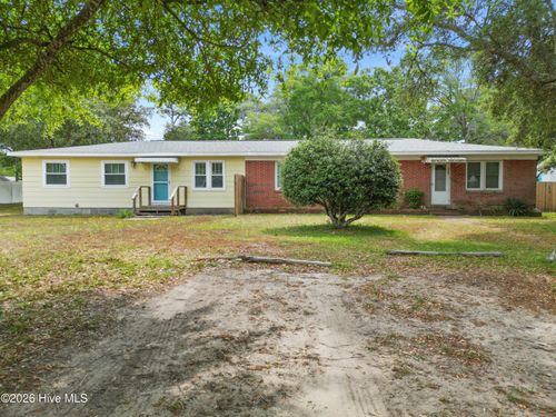 404 Norton St, Oak Island, NC, 28465-8009 | Card Image