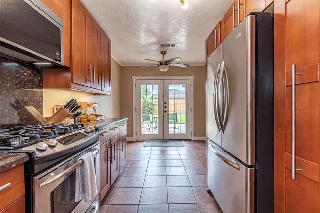 1417 Heron Dr, House other with 3 bedrooms, 3 bathrooms and 2 parking in Seabrook TX | Image 26
