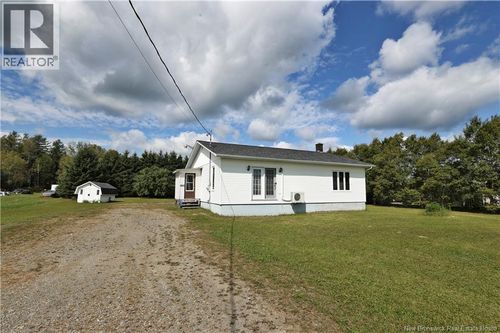 670 Canton Rd, Dsl De Drummond, NB, E3Y1M3 | Card Image