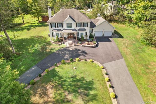 802 Rose Valley Rd, Forestburgh, NY, 12777-6307 | Card Image