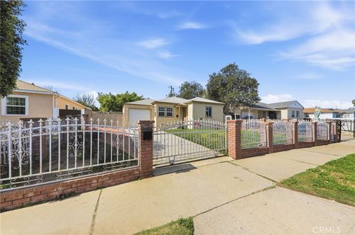 8113 Noble Ave, Panorama City, CA, 91402-4507 | Card Image