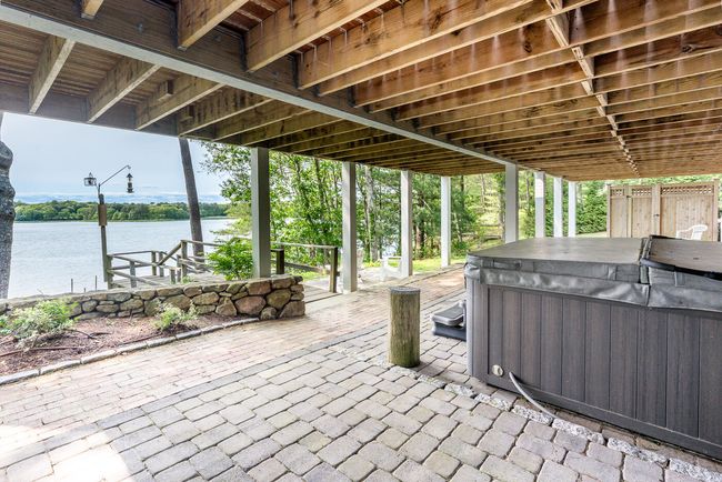 585 Santuit Road | Image 45