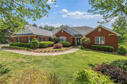 204 Windrose Meadow Ln, Clarkesville, GA, 30523-6506 | Card Image