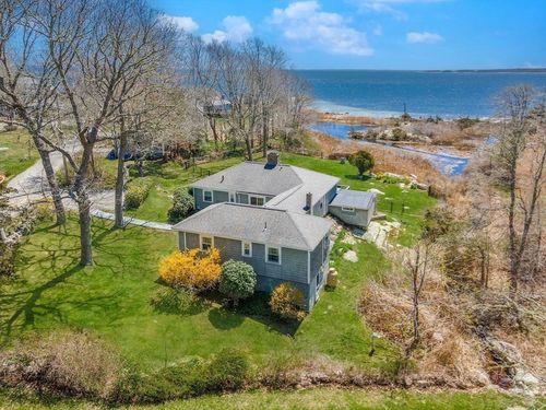 3 Woodlawn Ave, Mattapoisett, MA, 02739-1711 | Card Image